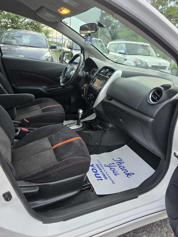 2017 Nissan Versa Note SV Photo