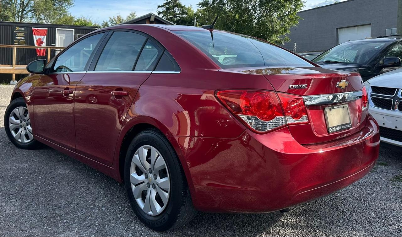 2012 Chevrolet Cruze 1LT Photo3