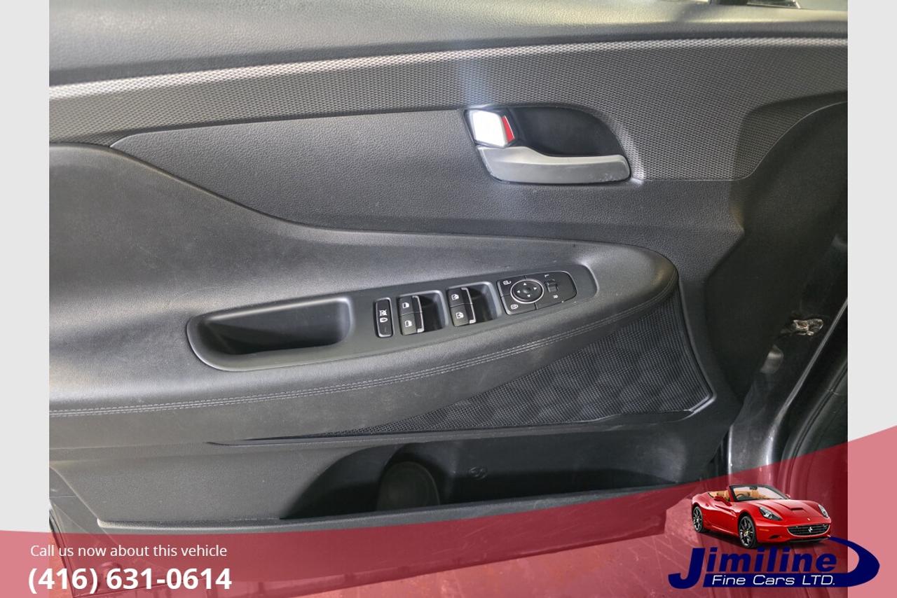 2020 Hyundai Santa Fe SE 2.4 PREFFERED AWD Photo