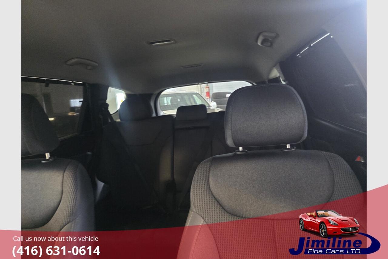 2020 Hyundai Santa Fe SE 2.4 PREFFERED AWD Photo