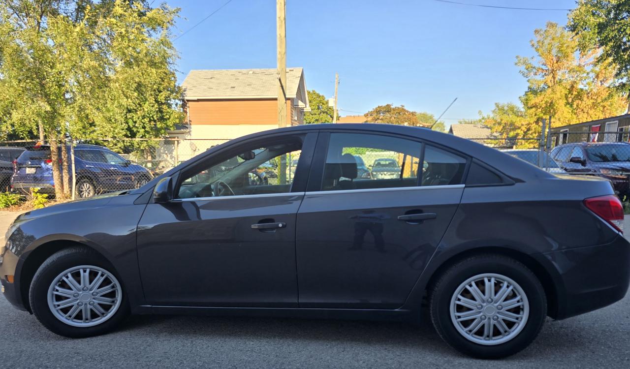 2015 Chevrolet Cruze 1LT Photo