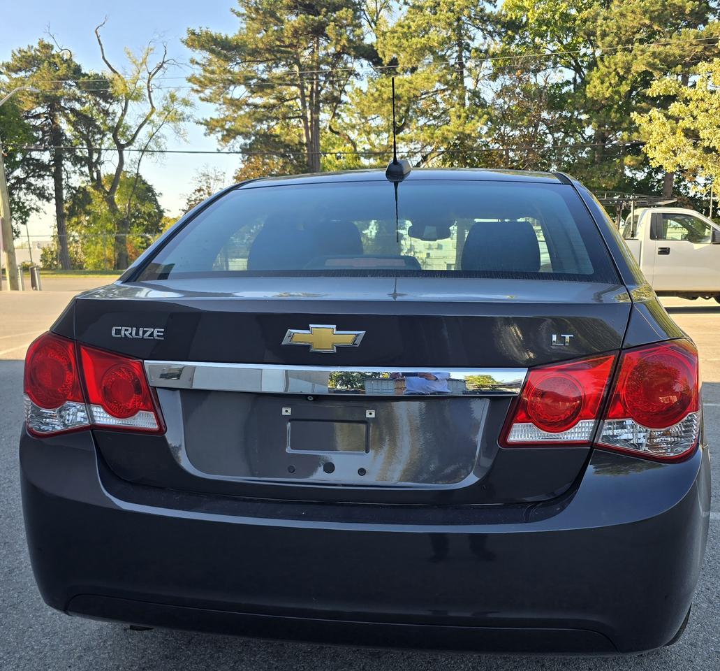 2015 Chevrolet Cruze 1LT Photo