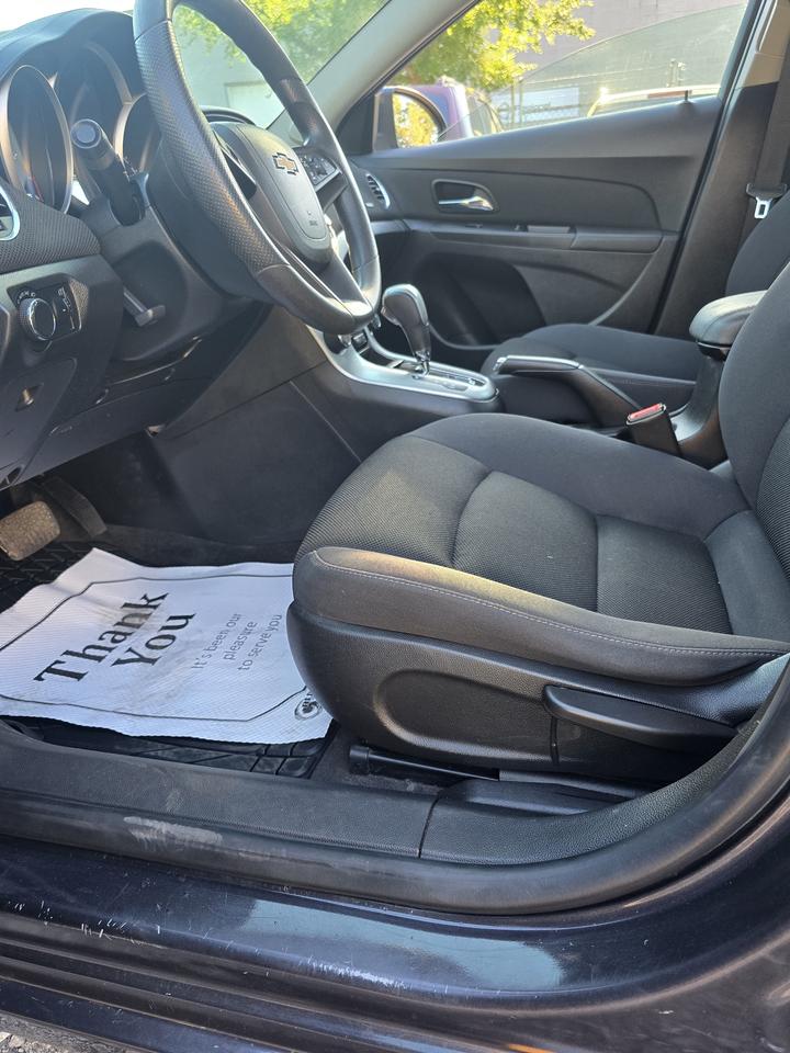 2015 Chevrolet Cruze 1LT Photo