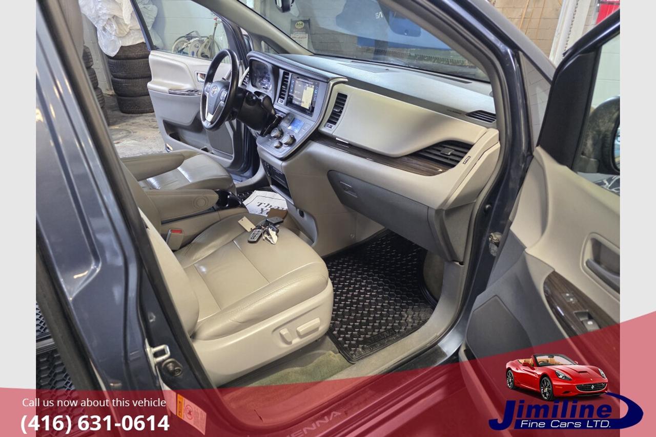 2015 Toyota Sienna XLE ALL WHEEL DRIVE NAVIGATION Photo