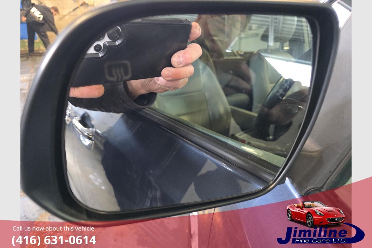 2015 Toyota Sienna XLE ALL WHEEL DRIVE NAVIGATION Photo