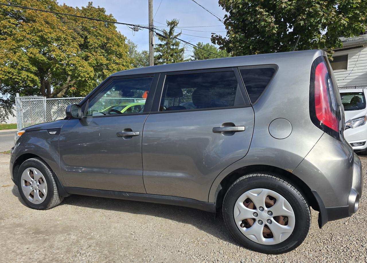 2014 Kia Soul Base Photo4