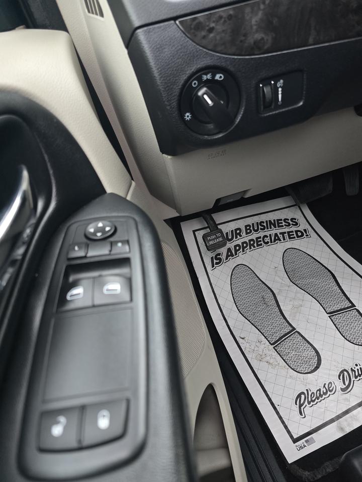 2016 Dodge Grand Caravan SE Photo