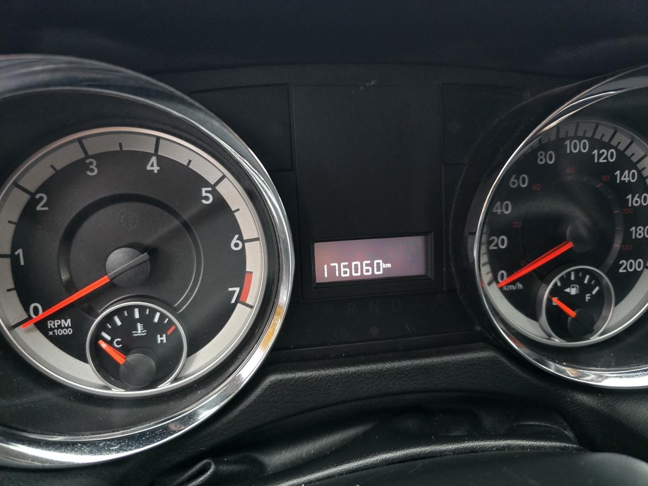 2016 Dodge Grand Caravan SE Photo
