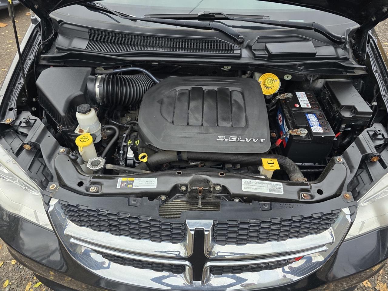 2016 Dodge Grand Caravan SE Photo