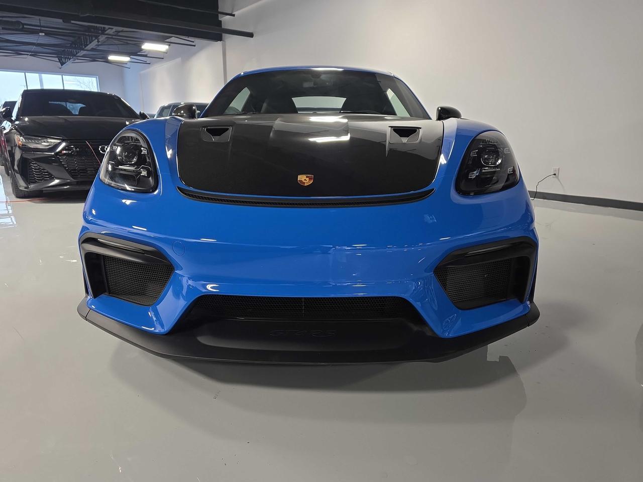 2025 Porsche 718 Cayman GT4 Photo4