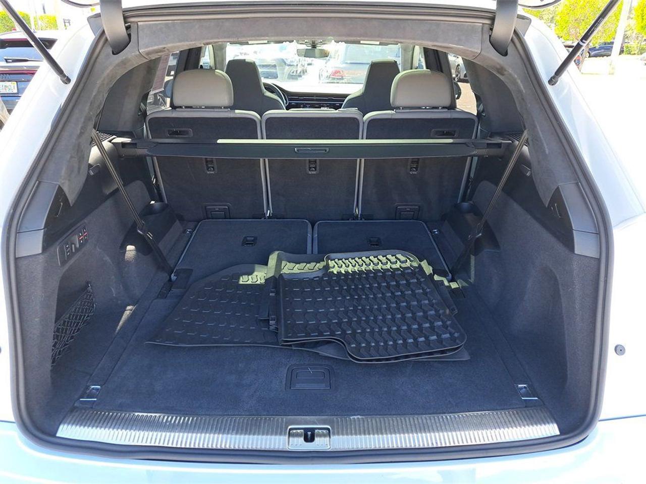 2023 Audi SQ7 PREMIUM PLUS Photo