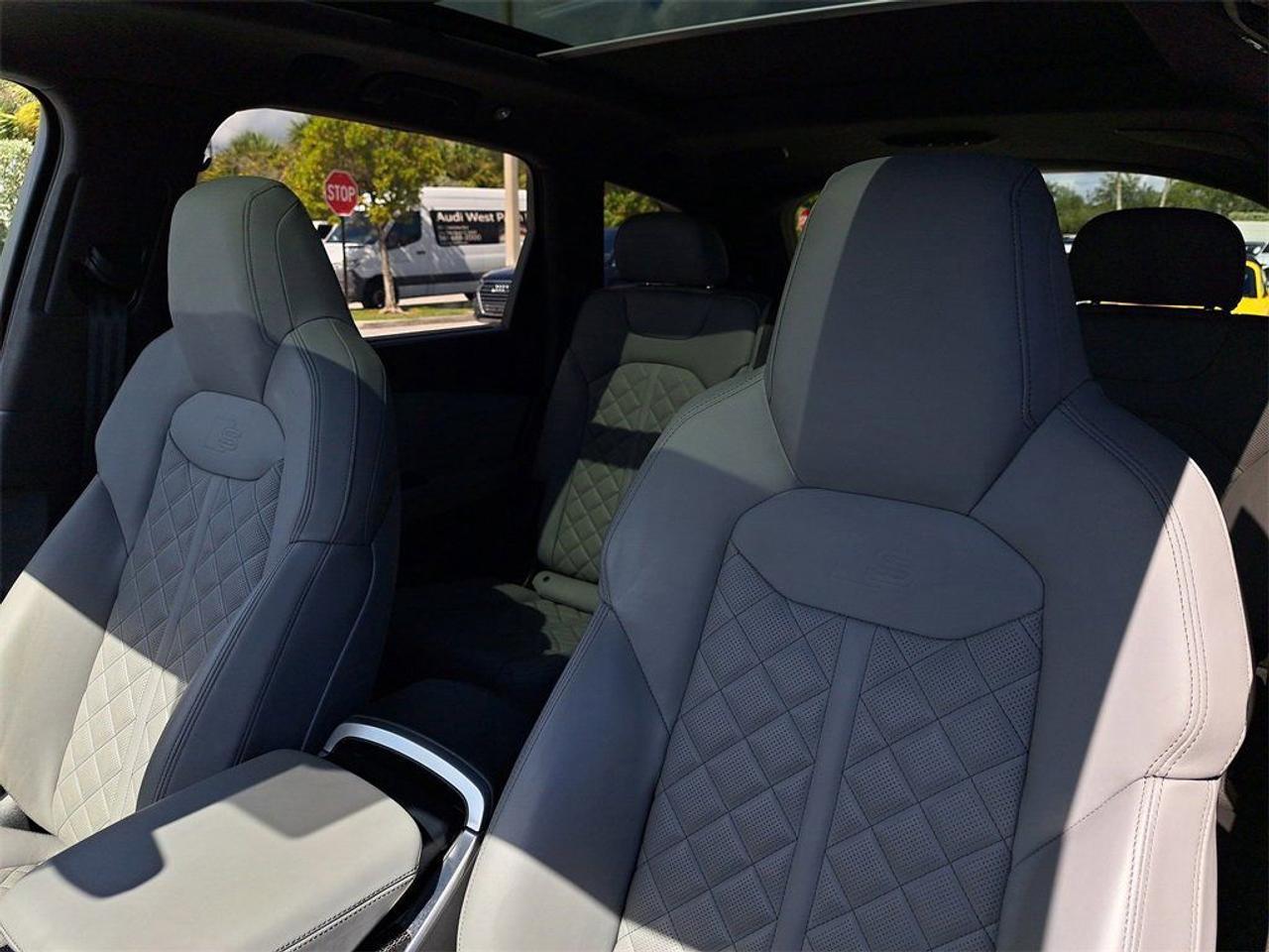 2023 Audi SQ7 PREMIUM PLUS Photo