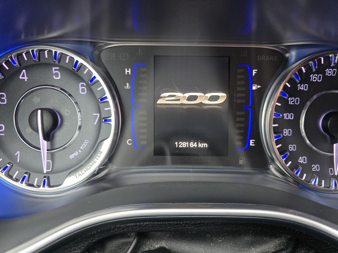 2015 Chrysler 200 LX Photo