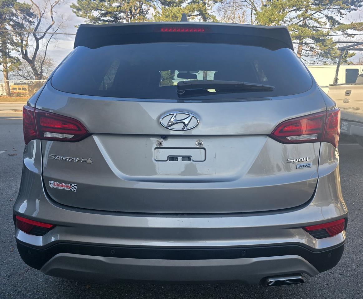 2018 Hyundai Santa Fe Sport  Photo