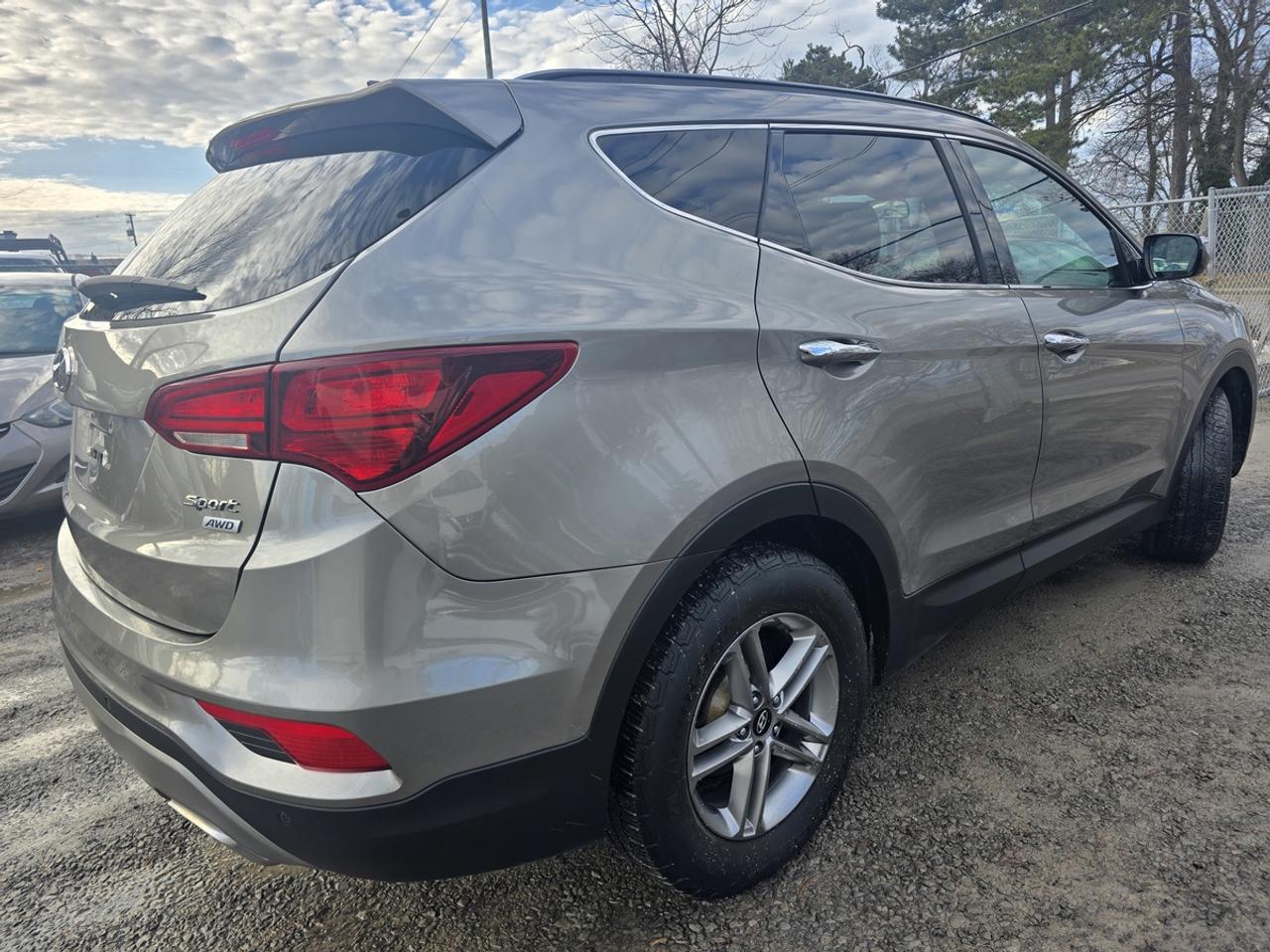 2018 Hyundai Santa Fe Sport  Photo