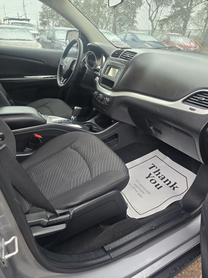 2015 Dodge Journey SE Photo