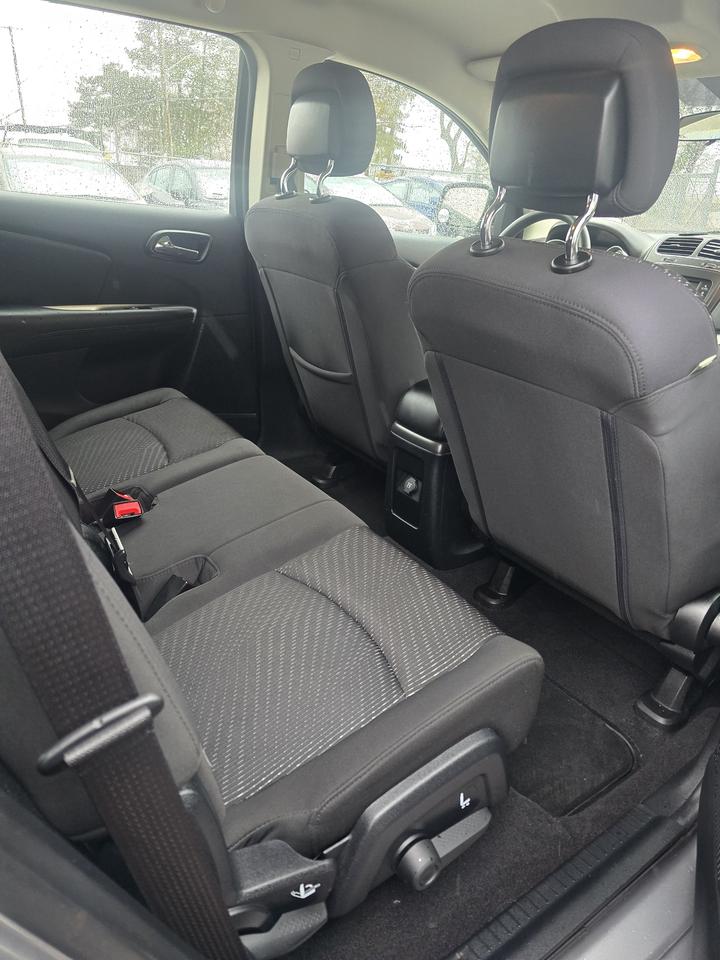 2015 Dodge Journey SE Photo