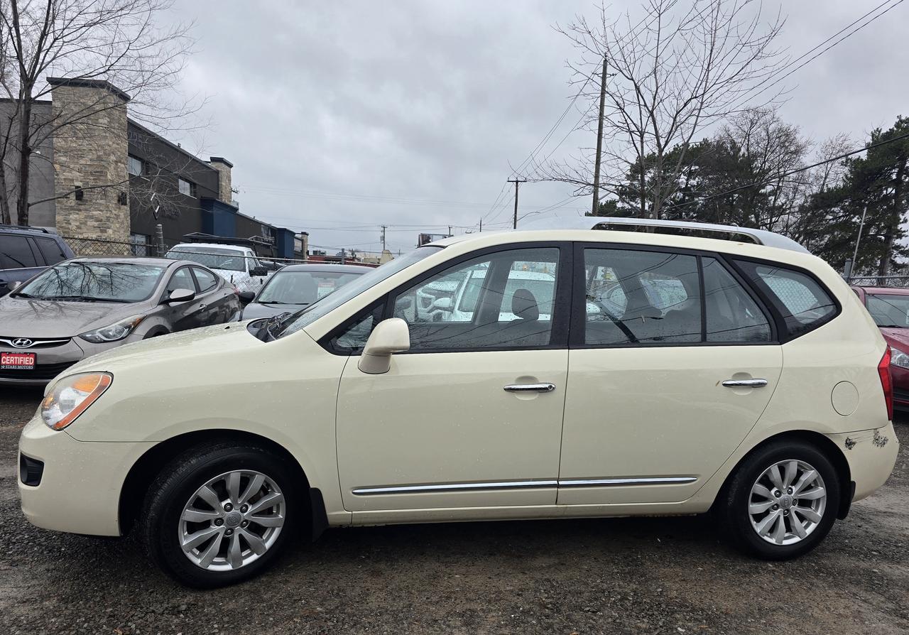 2012 Kia Rondo EX Photo