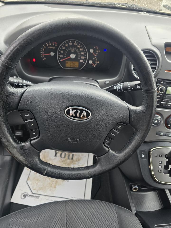 2012 Kia Rondo EX Photo