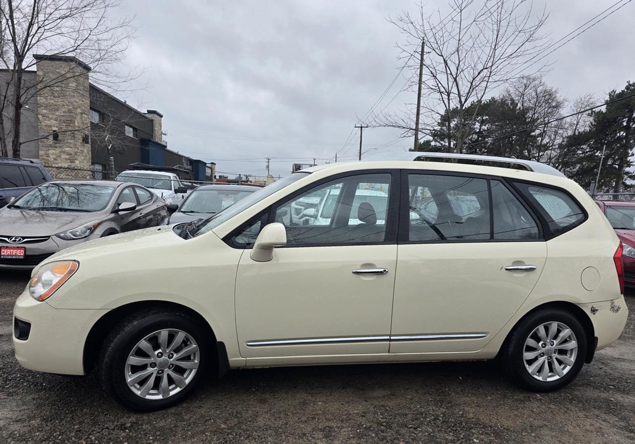 2012 Kia Rondo EX Photo3