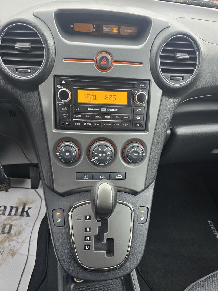 2012 Kia Rondo EX Photo