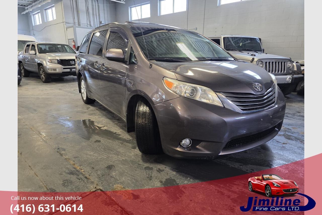 2014 Toyota Sienna XLE AWD Photo3