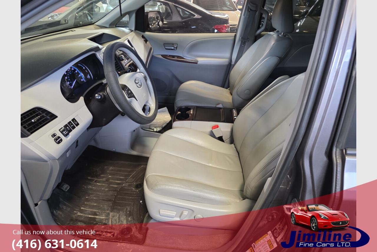 2014 Toyota Sienna XLE AWD Photo4