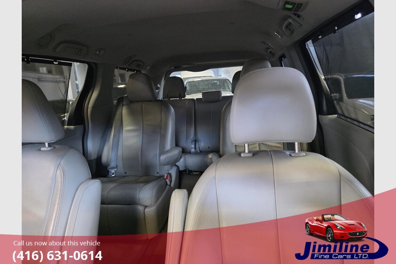 2014 Toyota Sienna XLE AWD Photo