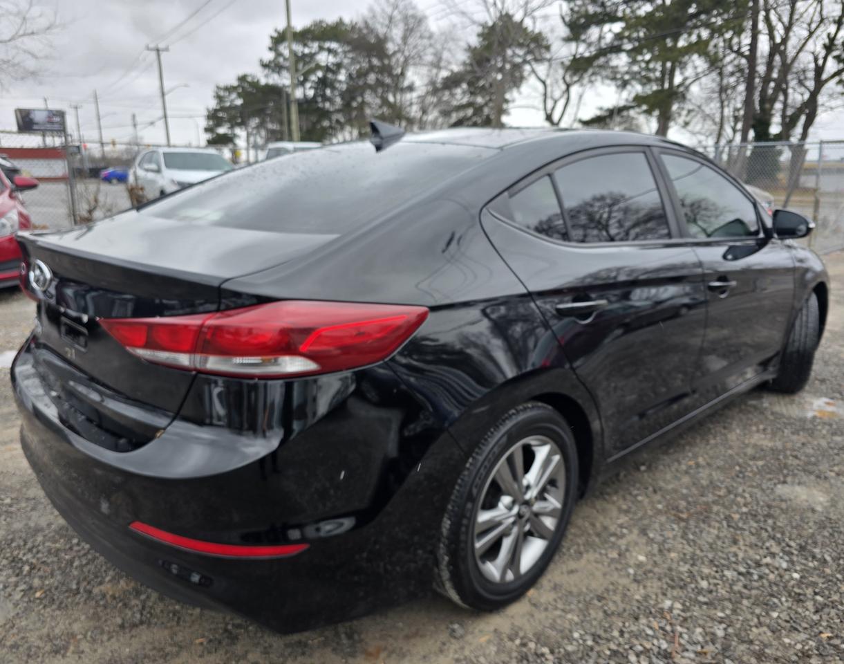 2017 Hyundai Elantra SE Photo