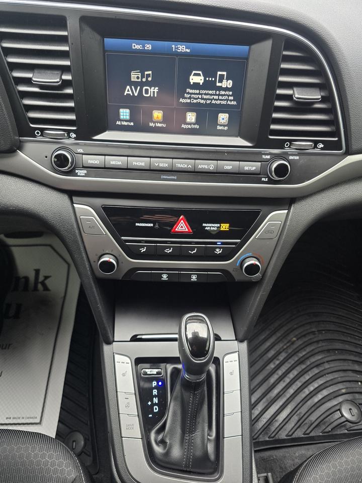 2017 Hyundai Elantra SE Photo