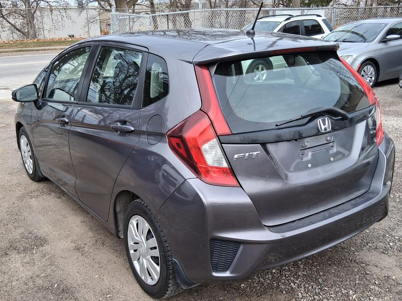 2015 Honda Fit LX Photo3