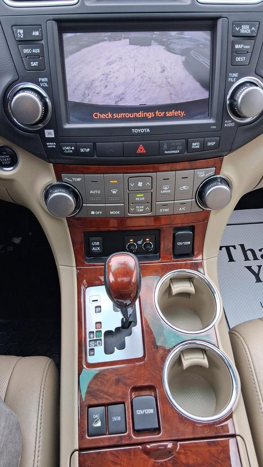 2011 Toyota Highlander LIMITED  Photo