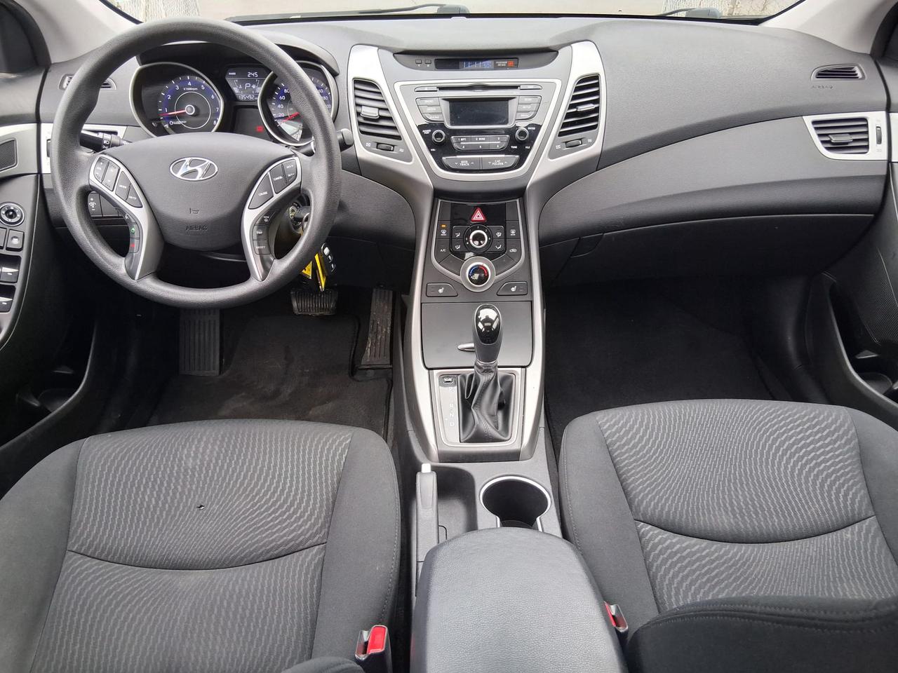 2015 Hyundai Elantra Limited Photo