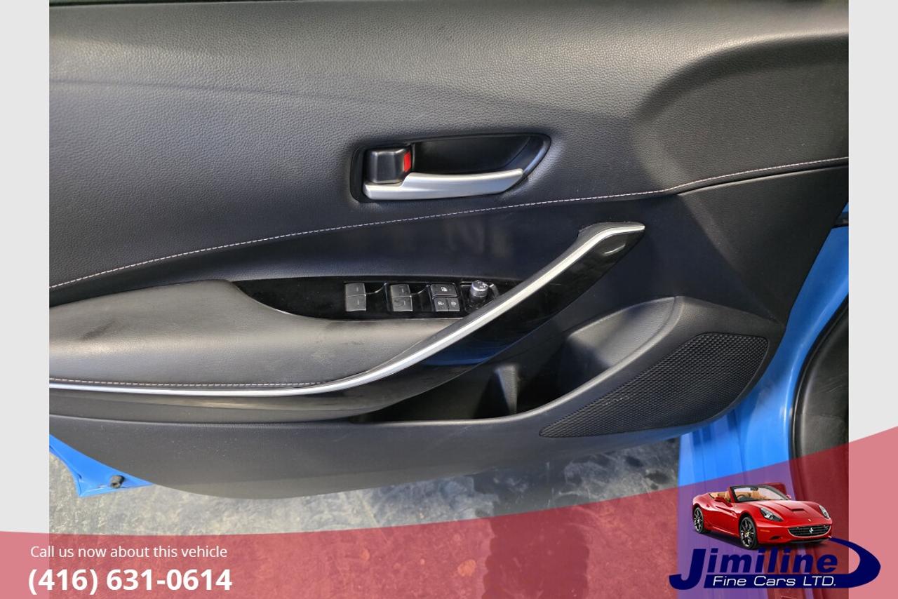 2019 Toyota Corolla Hatchback XSE Photo