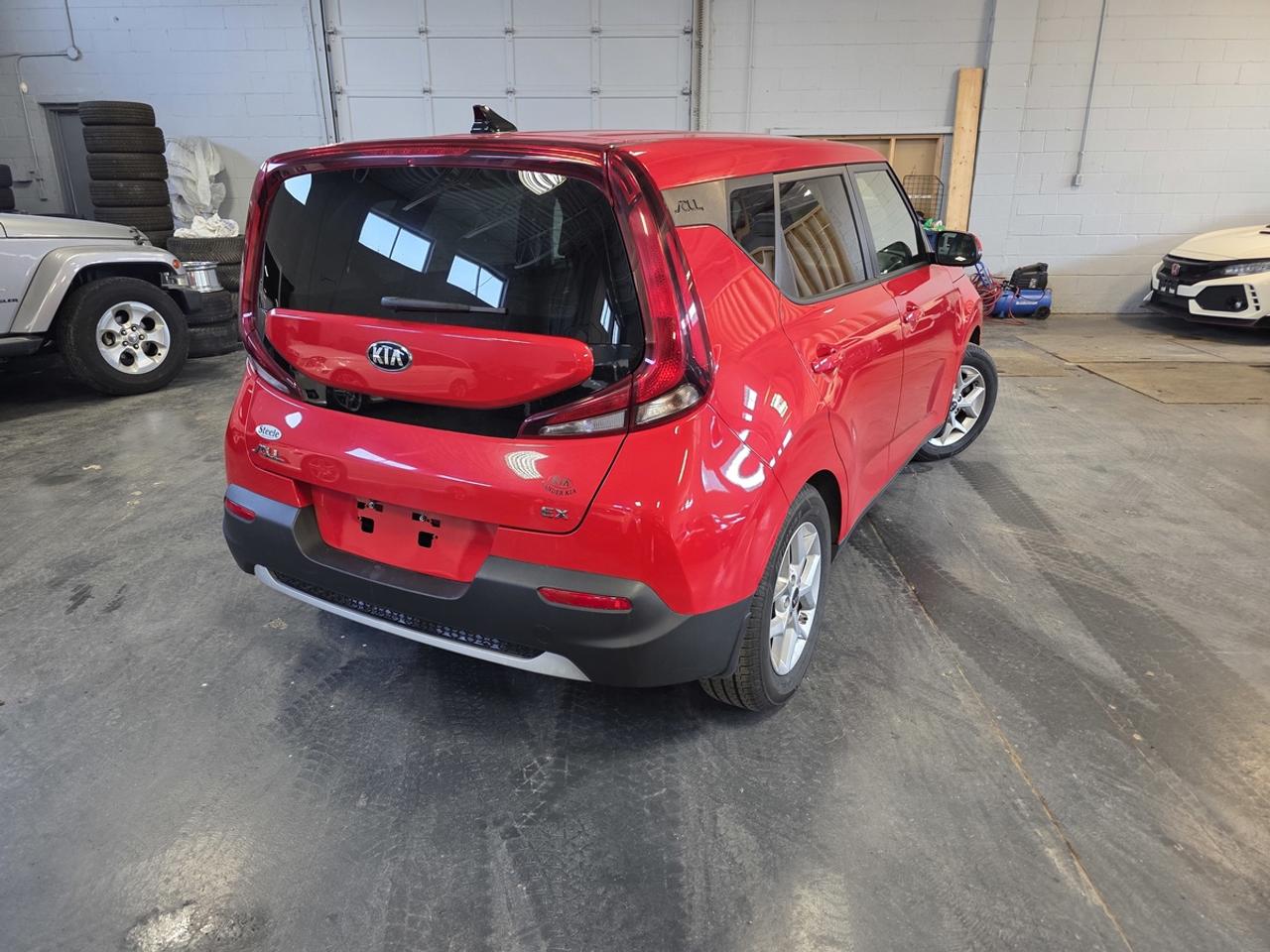 2021 Kia Soul EX PACKAGE Photo2