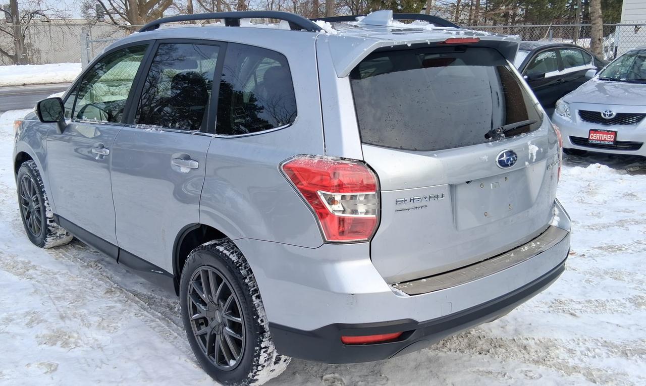 2016 Subaru Forester TOURING Photo3