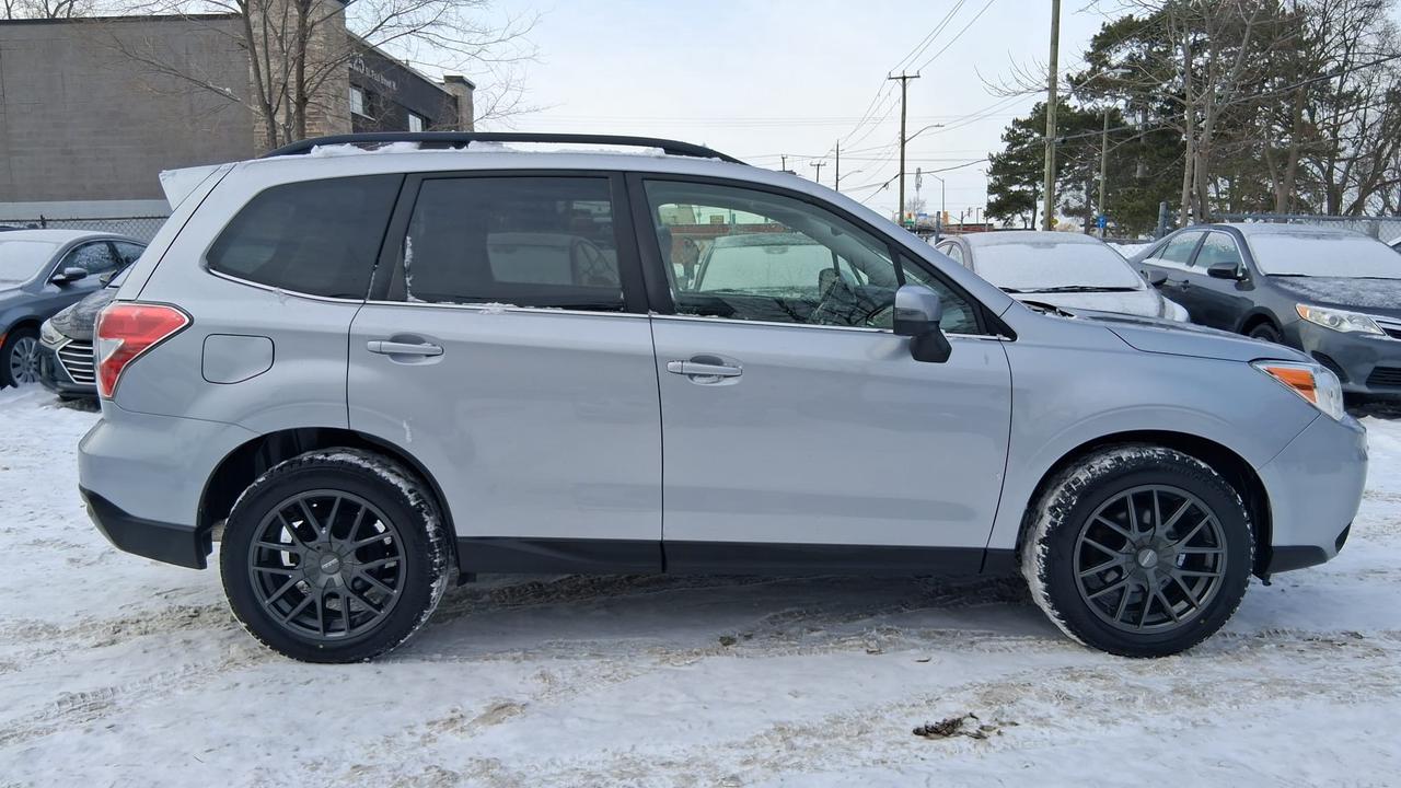 2016 Subaru Forester TOURING Photo