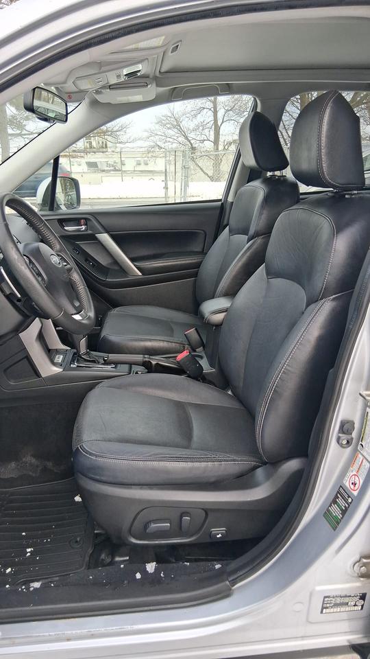 2016 Subaru Forester TOURING Photo