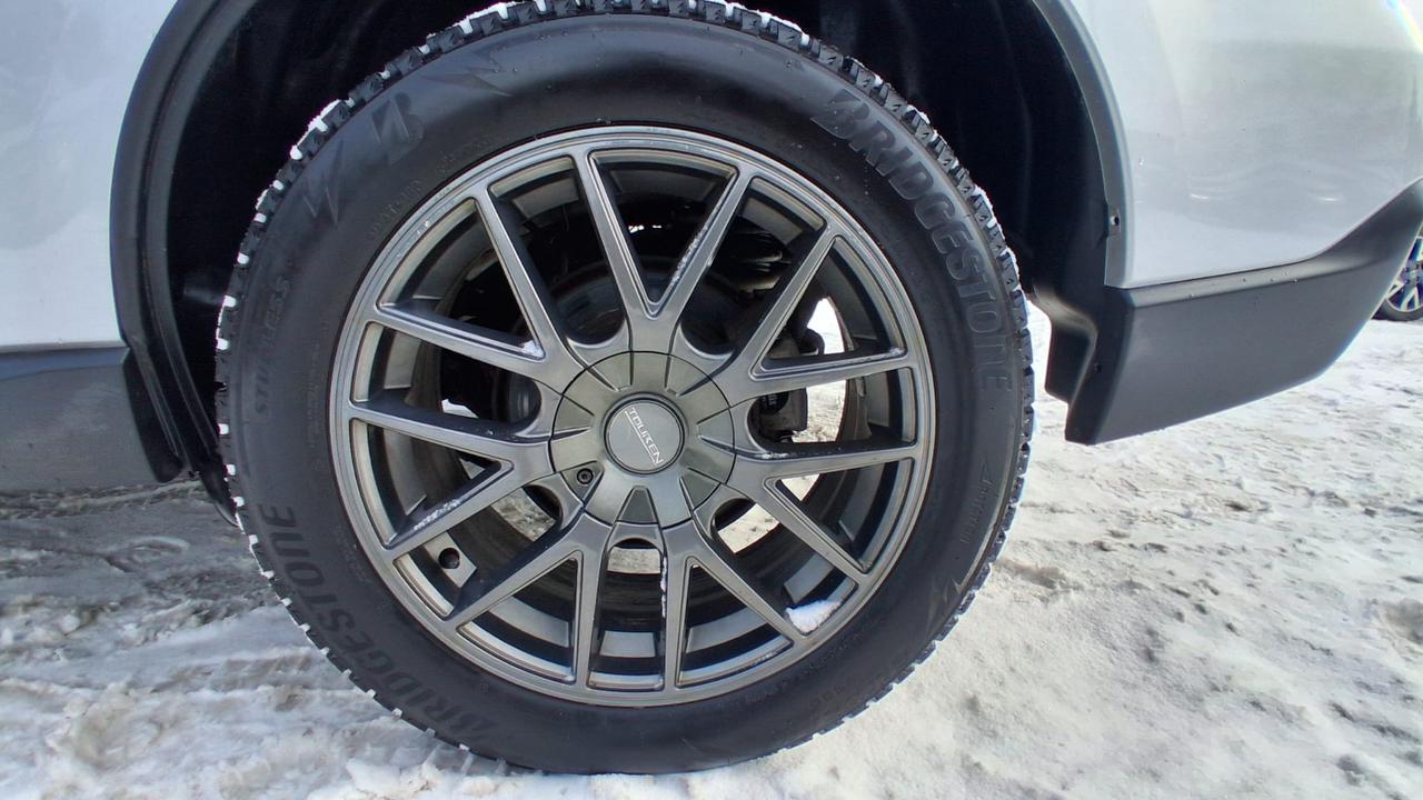 2016 Subaru Forester TOURING Photo