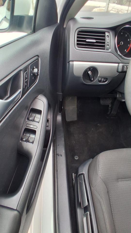 2017 Volkswagen Jetta S Photo