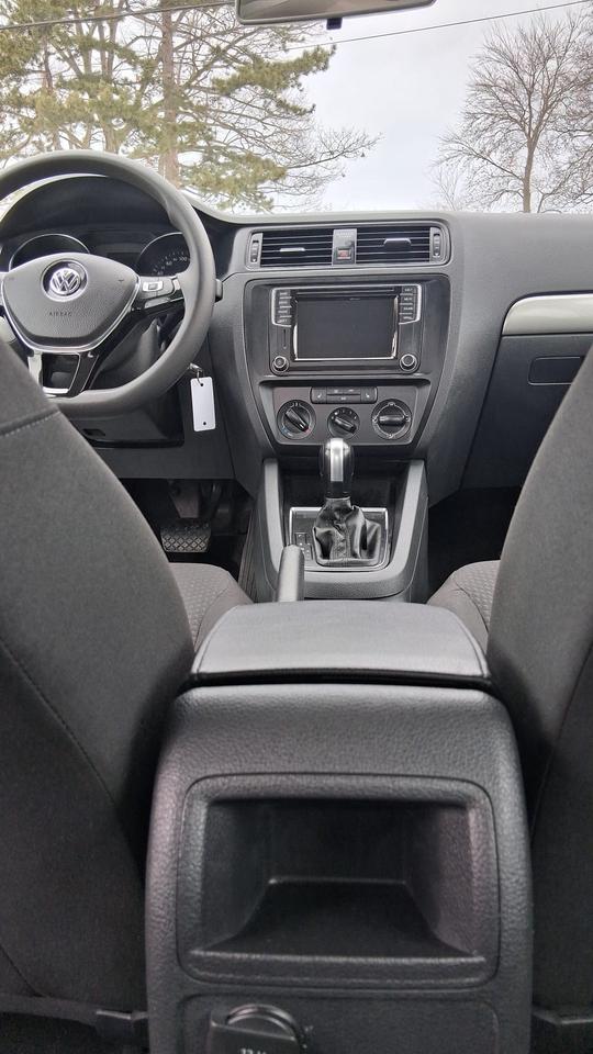 2017 Volkswagen Jetta S Photo