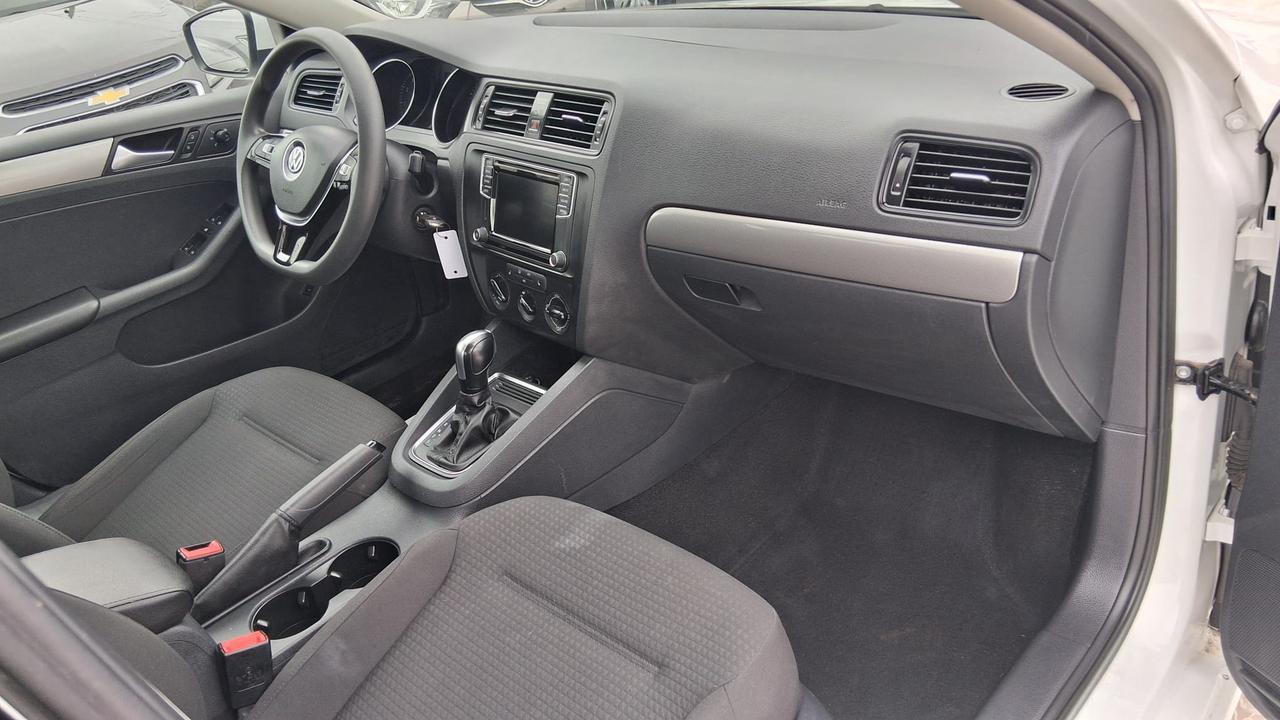 2017 Volkswagen Jetta S Photo