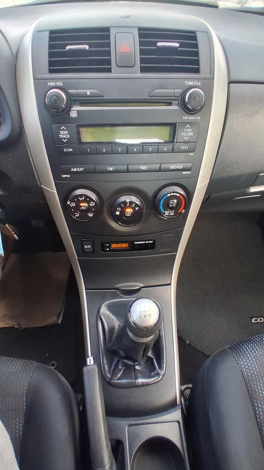 2010 Toyota Corolla S Photo