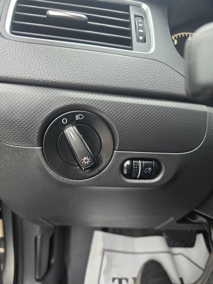 2011 Volkswagen Jetta S Photo