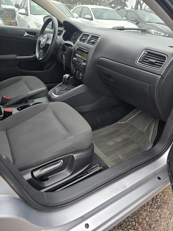 2011 Volkswagen Jetta S Photo