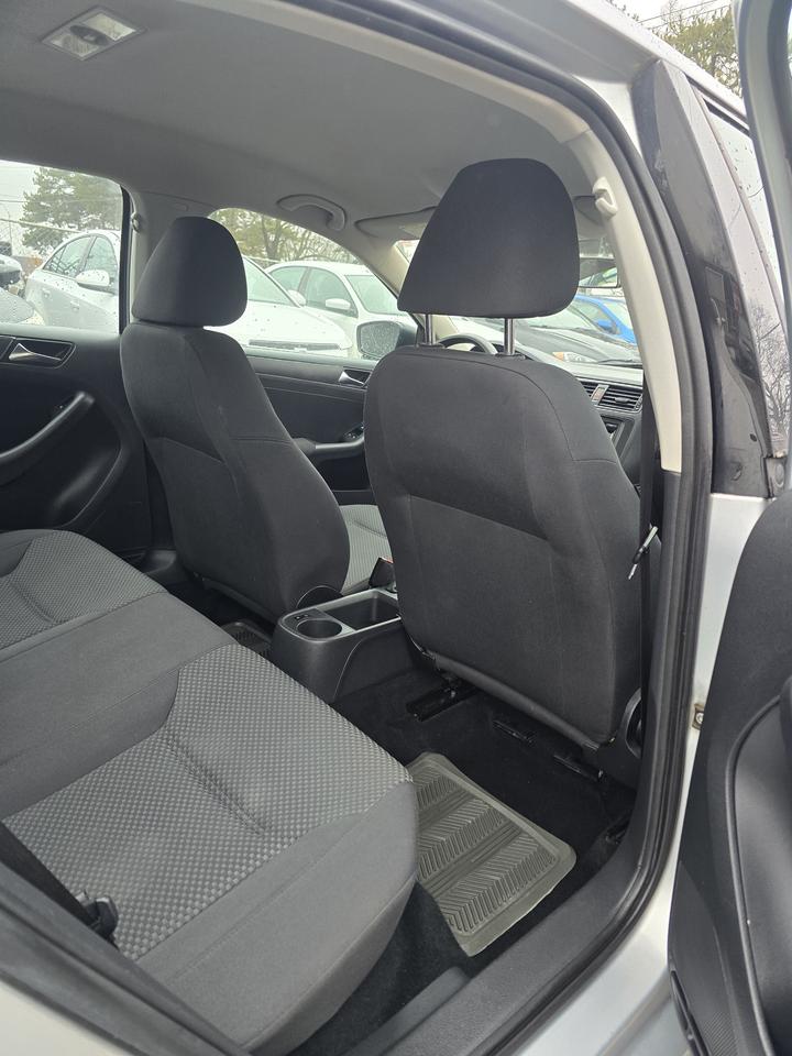 2011 Volkswagen Jetta S Photo