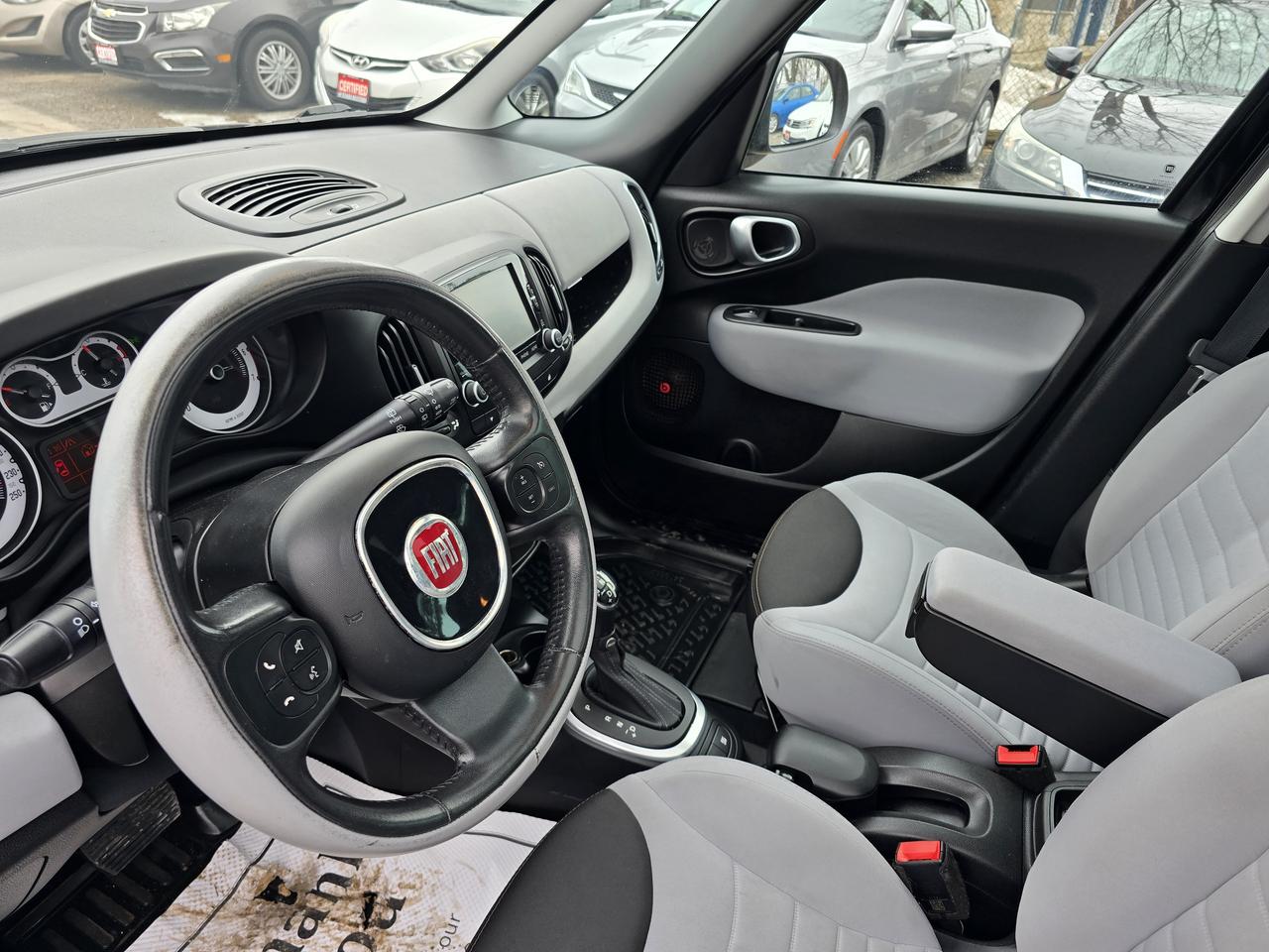 2014 Fiat 500L Easy Photo