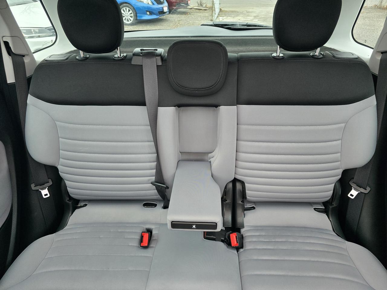 2014 Fiat 500L Easy Photo