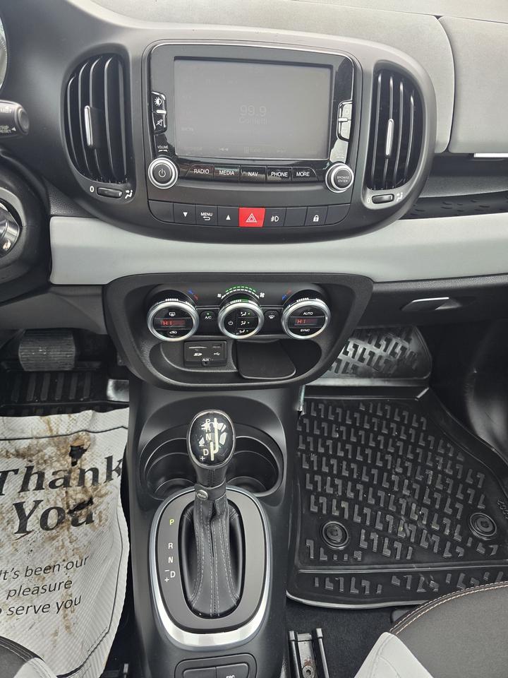 2014 Fiat 500L Easy Photo