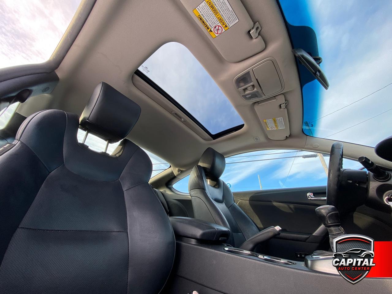 2012 Hyundai Genesis 2.0 Photo4